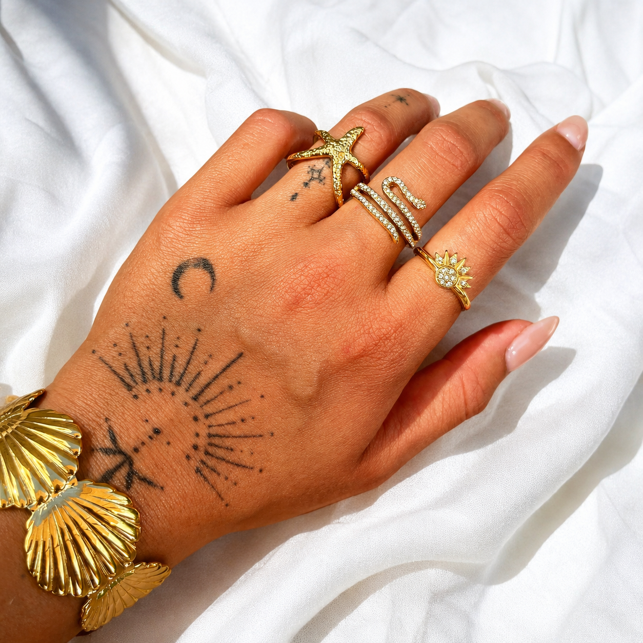 Azura Ring (Adjustable)