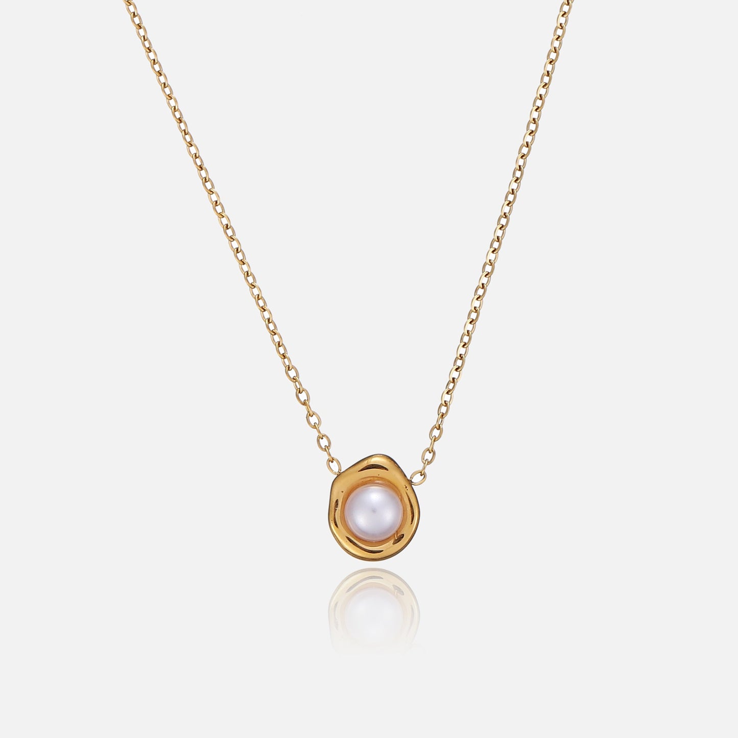 Isa Necklace