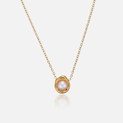 Isa Necklace