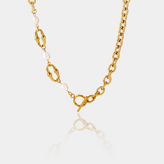 Aveline Necklace